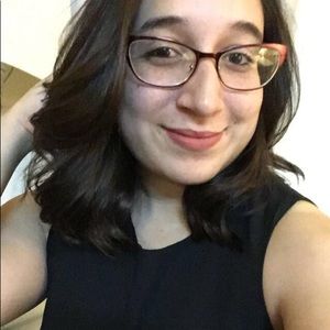 Meet your Posher, Stephanie